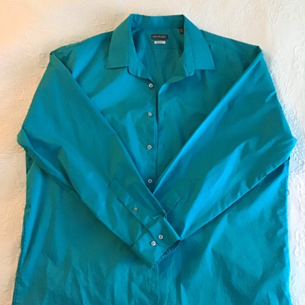 Van Heusen Men's Dress Shirt